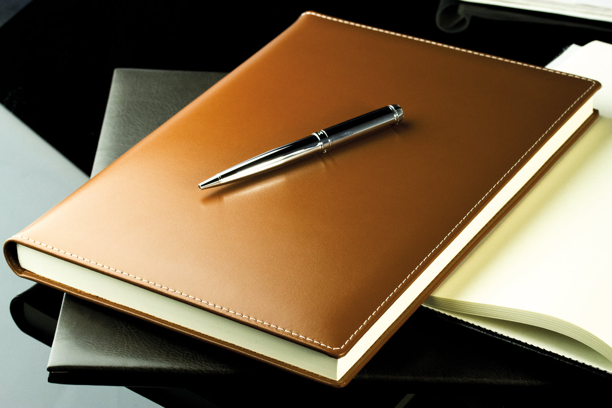 Notizbuch DIN A4+ (gebunden) | Echtleder | CAMBRIDGE